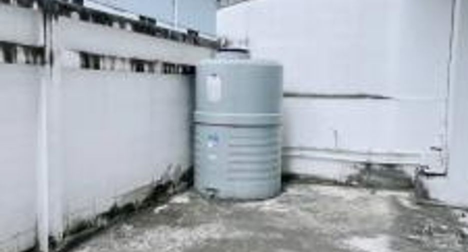 For sale 4 bed office in Bueng Kum, Bangkok