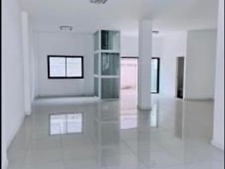 For sale 4 bed office in Bueng Kum, Bangkok