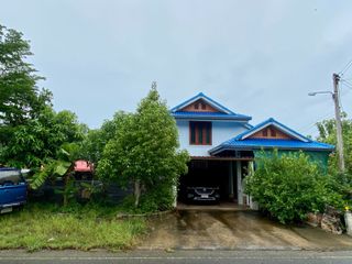 For sale 2 bed house in Kanchanadit, Surat Thani