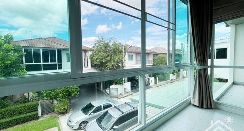 出售 3 卧室 独立屋 在 Mueang Pathum Thani, Pathum Thani