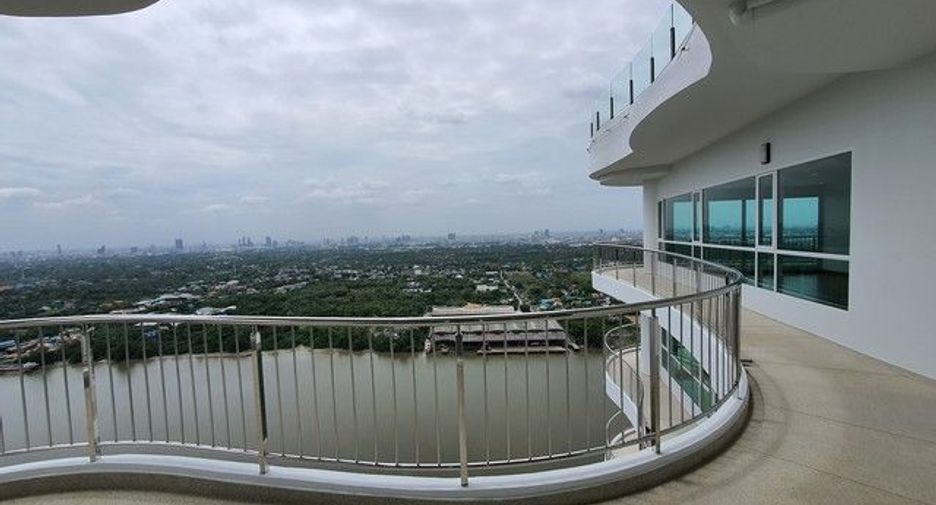 For rent 4 ベッドルーム condo in Yan Nawa, Bangkok