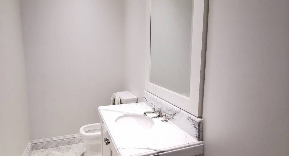 For sale 2 bedrooms condo in Pathum Wan, Bangkok