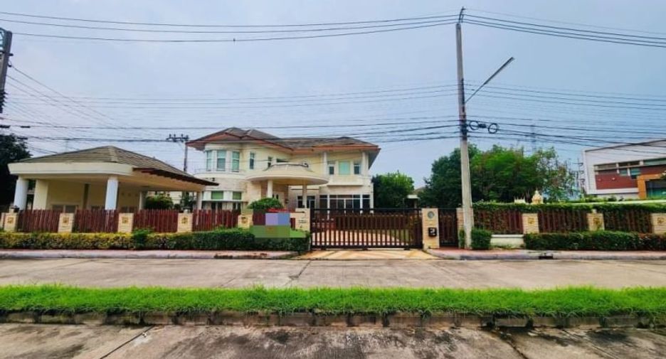 出售 5 卧室 独立屋 在 Mueang Chon Buri, Chon Buri
