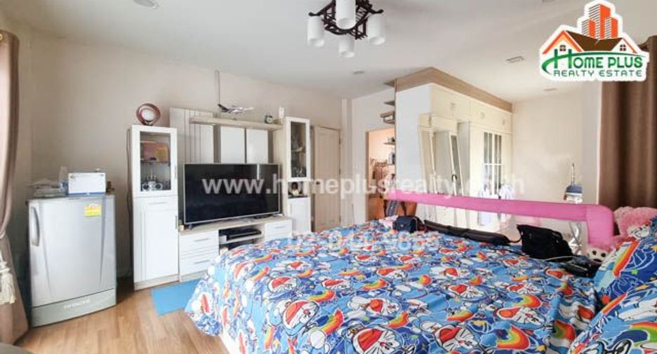 For sale 4 Beds house in Lam Luk Ka, Pathum Thani