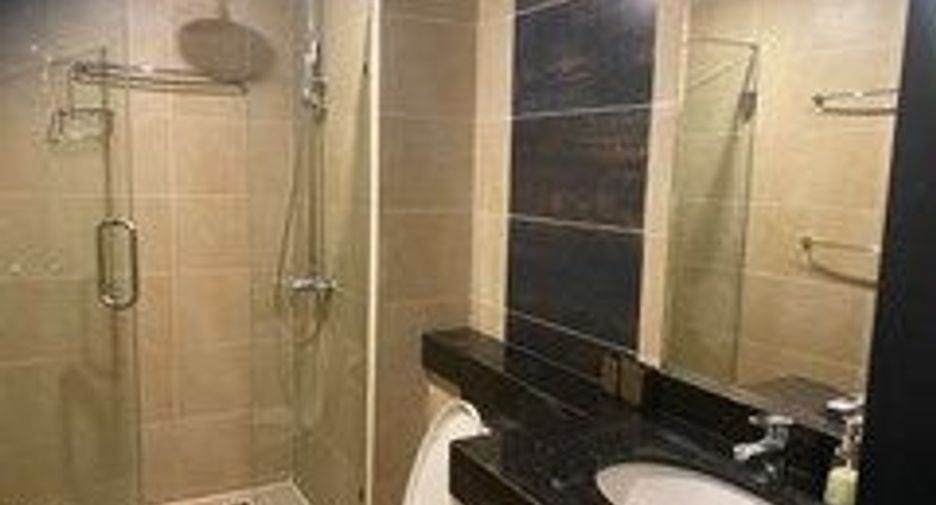 For rent and for sale 1 bed condo in Bang Lamung, Chonburi