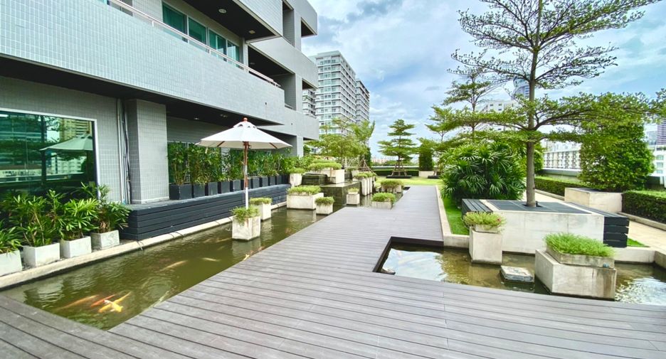 For rent 1 bed apartment in Watthana, Bangkok