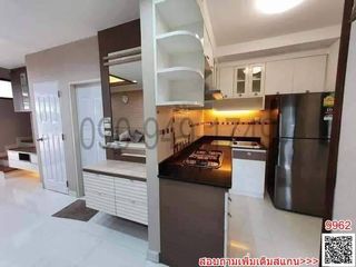 Casa adosada en alquiler de 3 habitaciones en Phra Khanong, Bangkok
