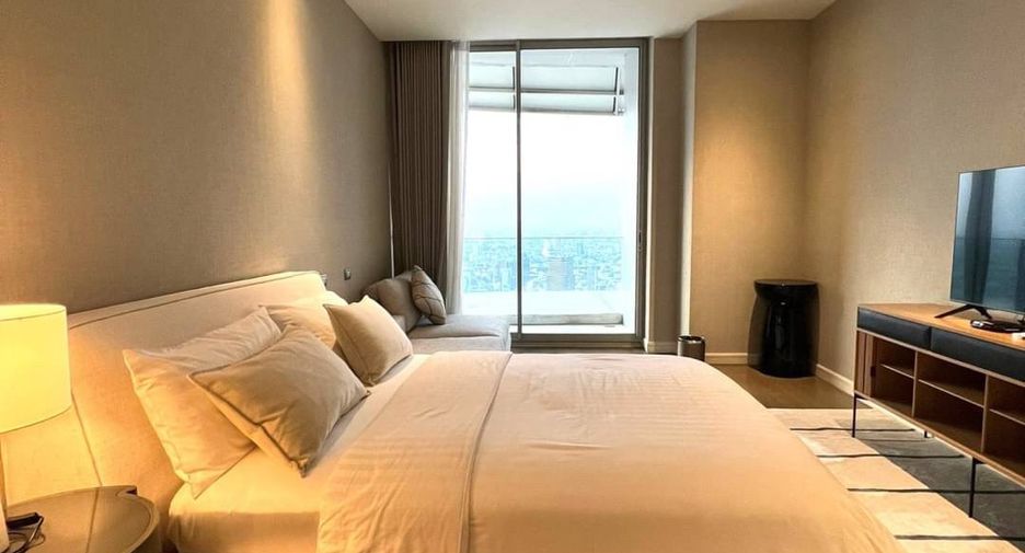 Wohnung zur Miete mit 3 Zimmer in Pathum Wan, Bangkok