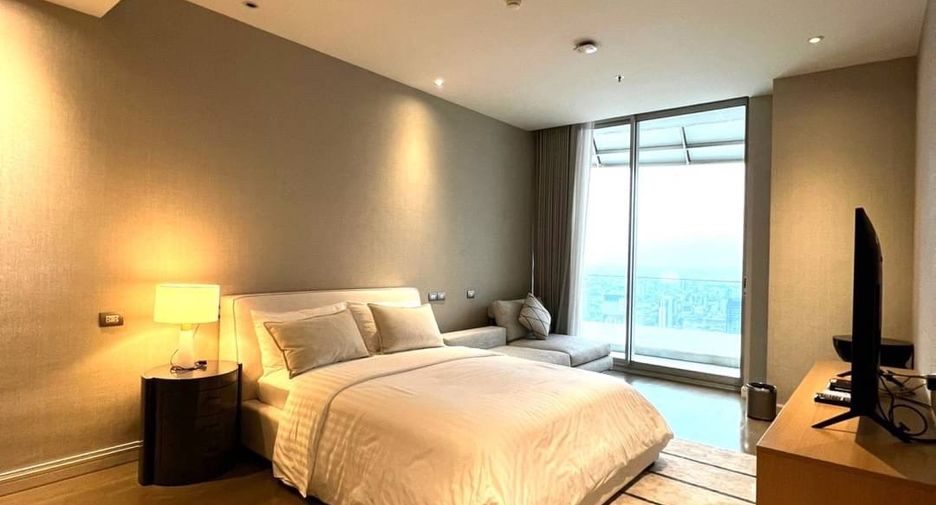 Wohnung zur Miete mit 3 Zimmer in Pathum Wan, Bangkok