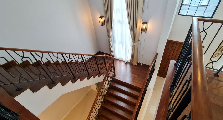 For rent 5 bedrooms house in Prawet, Bangkok
