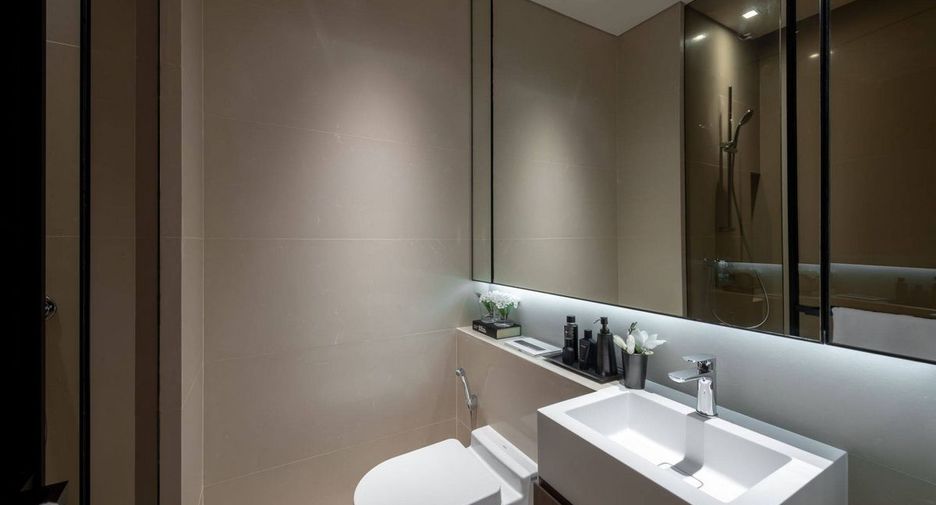 For sale 2 bed condo in Khlong San, Bangkok