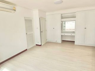 出租 3 卧室 独立屋 在 Watthana, 曼谷