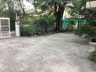出租 4 卧室 独立屋 在 Watthana, 曼谷