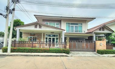 For sale 5 Beds house in Thanyaburi, Pathum Thani