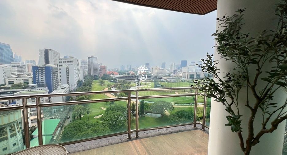 For rent 4 bedrooms condo in Pathum Wan, Bangkok