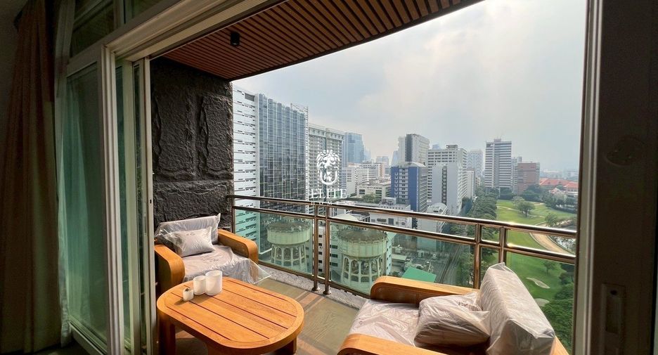 For rent 4 bedrooms condo in Pathum Wan, Bangkok