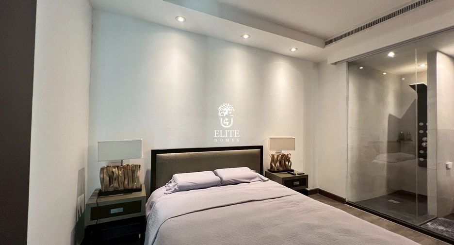 For rent 4 bedrooms condo in Pathum Wan, Bangkok