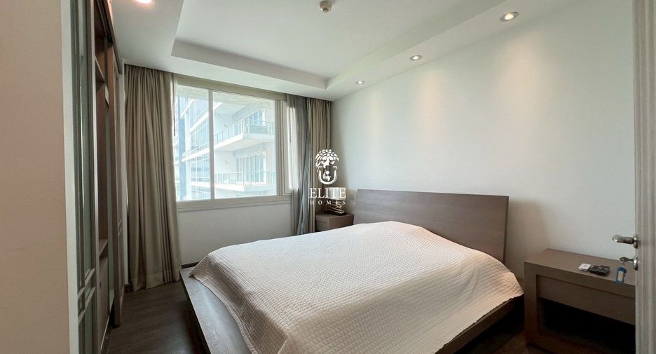 For rent 4 bedrooms condo in Pathum Wan, Bangkok