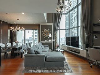 For rent 3 bedrooms condo in Khlong Toei, Bangkok