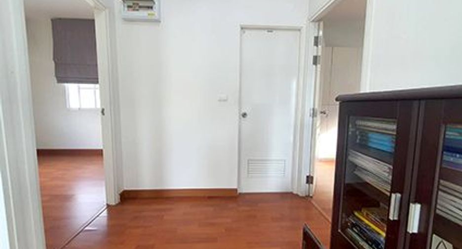 Casa en venta de 3 habitaciones en Krathum Baen, Samut Sakhon