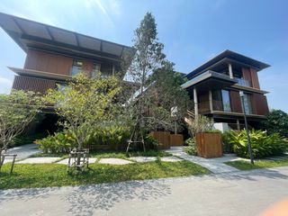 For sale 4 bedrooms house in Bang Phli, Samut Prakan