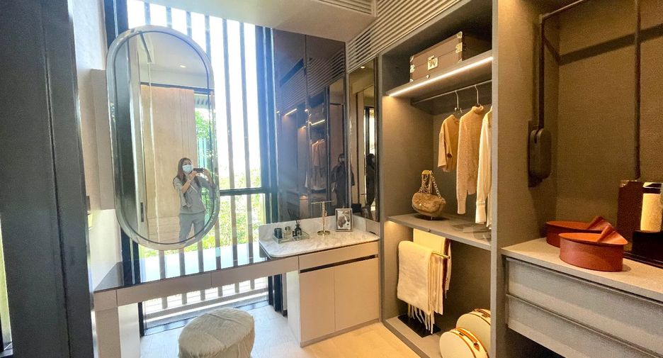 For sale 4 bedrooms house in Bang Phli, Samut Prakan