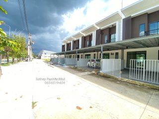 For sale 3 Beds townhouse in Ban Khai, Rayong