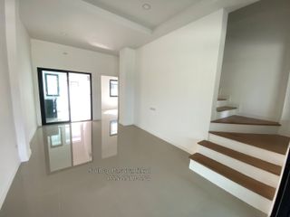 For sale 3 bed townhouse in Ban Khai, Rayong
