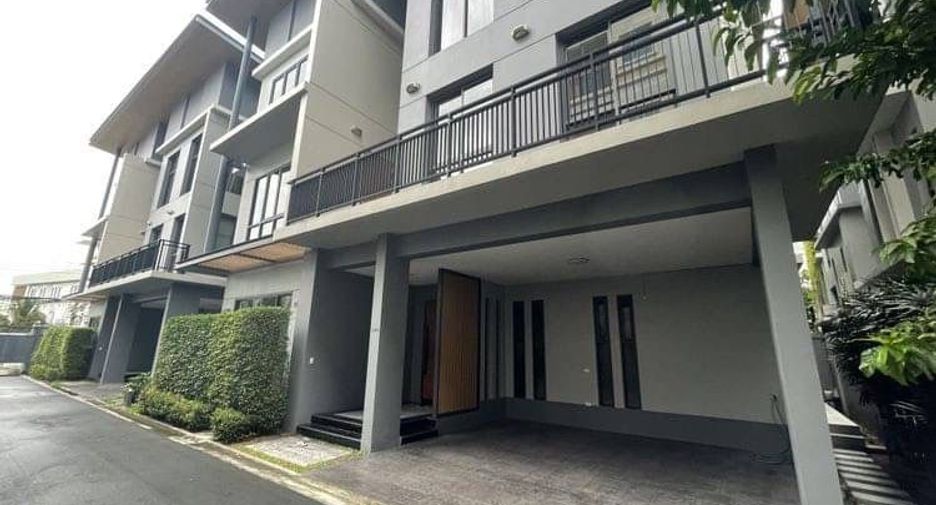 For rent 4 ベッドルーム house in Bang Na, Bangkok