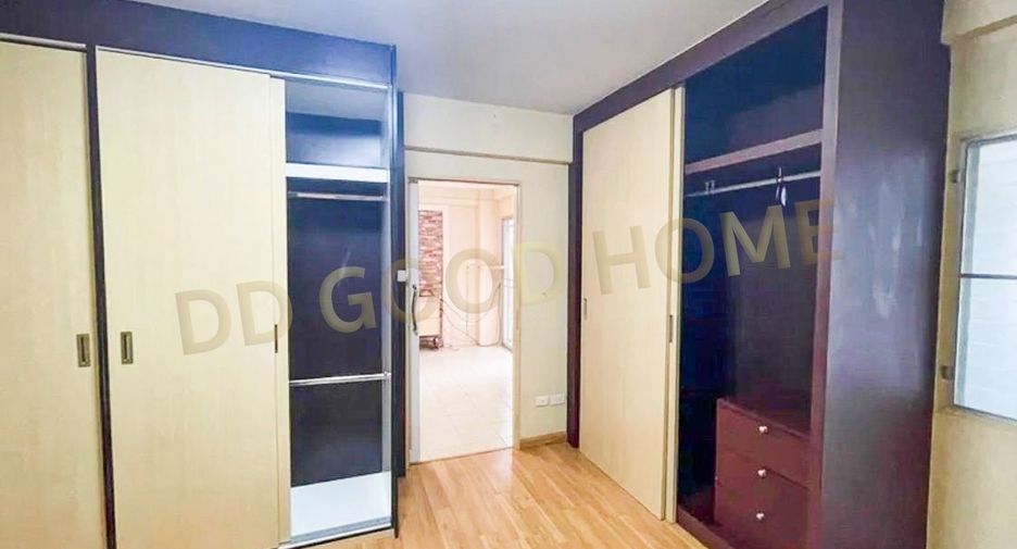 For sale 1 bed condo in Phaya Thai, Bangkok