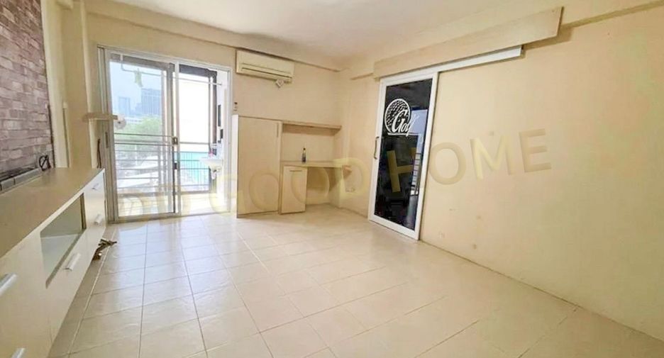For sale 1 bed condo in Phaya Thai, Bangkok