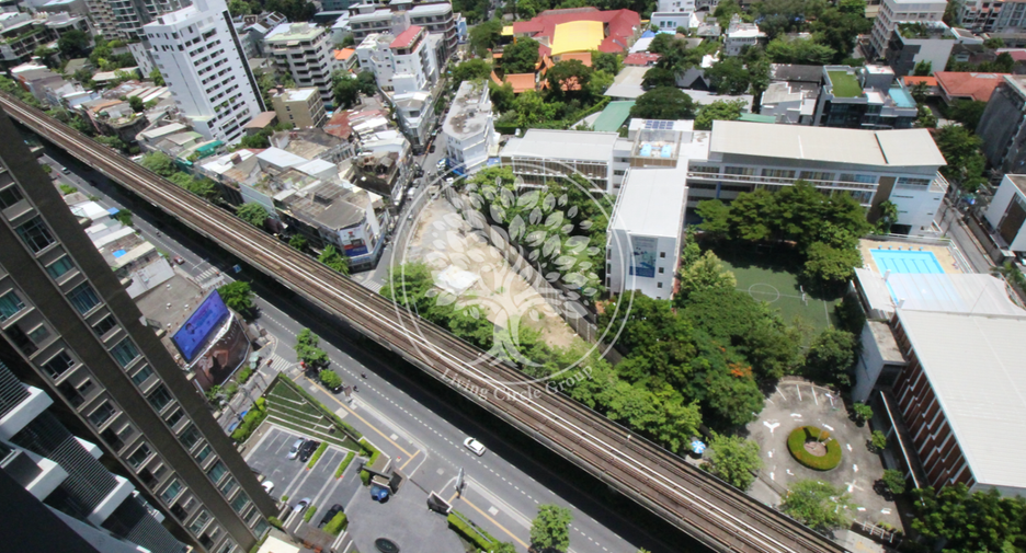 For rent and for sale 2 bedrooms condo in Khlong Toei, Bangkok