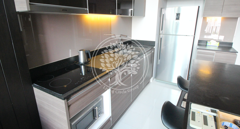 For rent and for sale 2 bedrooms condo in Khlong Toei, Bangkok