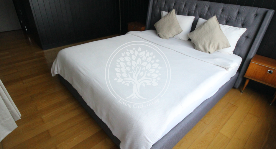 For rent and for sale 2 bedrooms condo in Khlong Toei, Bangkok