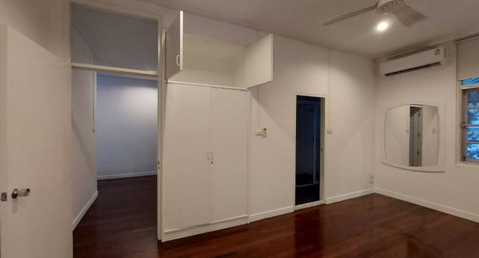 出租 公寓 独立屋 在 Watthana, 曼谷