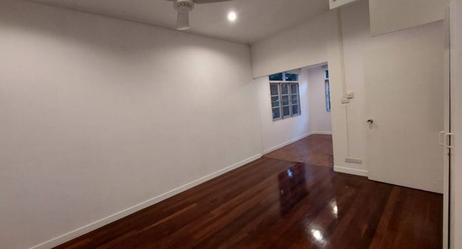 出租 公寓 独立屋 在 Watthana, 曼谷