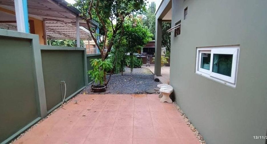 出租 和 出售 3 卧室 独立屋 在 Lam Luk Ka, Pathum Thani