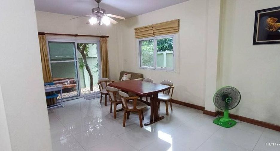 For rent そして for sale 3 Beds house in Lam Luk Ka, Pathum Thani