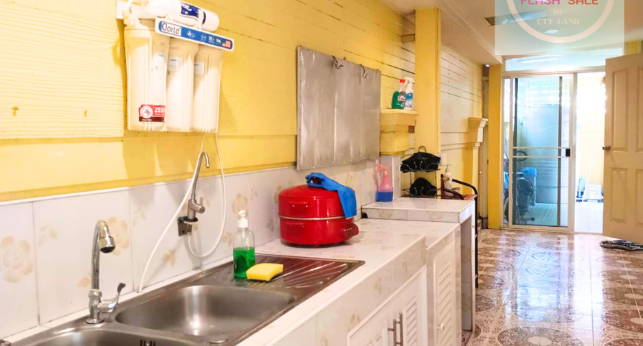 For sale 5 bedrooms house in Bang Bua Thong, Nonthaburi