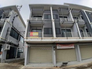 For sale 4 bed retail Space in Chiang Saen, Chiang Rai