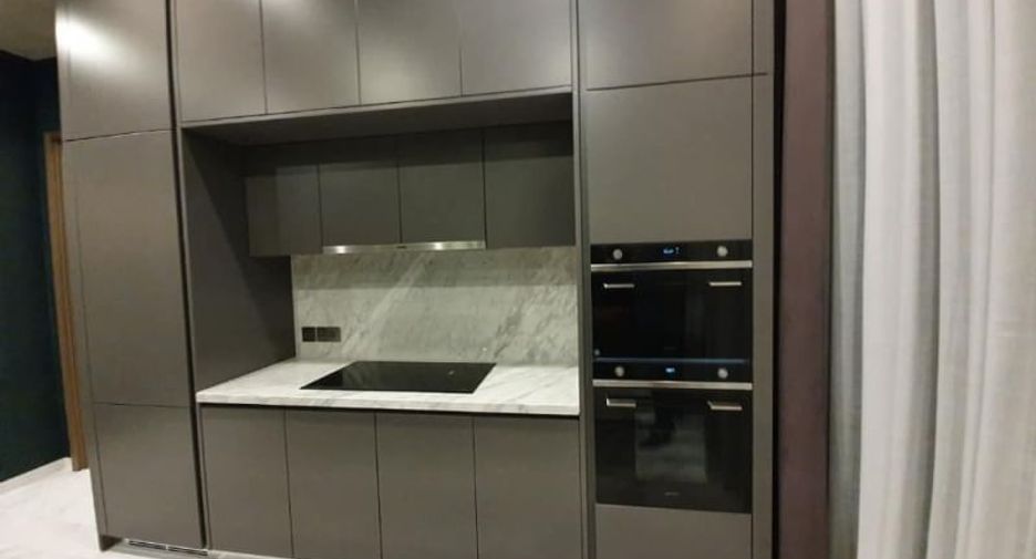 Condo en alquiler de 3 habitaciones en Watthana, Bangkok