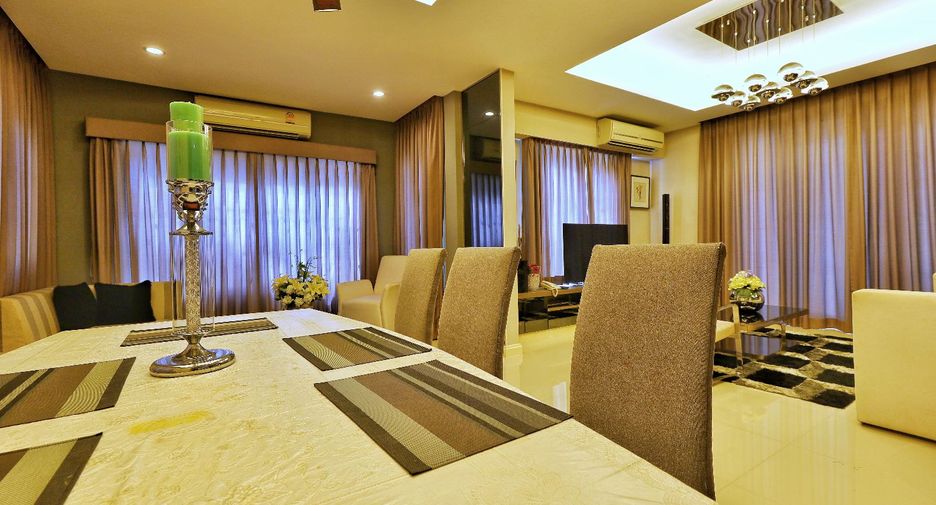 For sale 3 bedrooms house in Phasi Charoen, Bangkok
