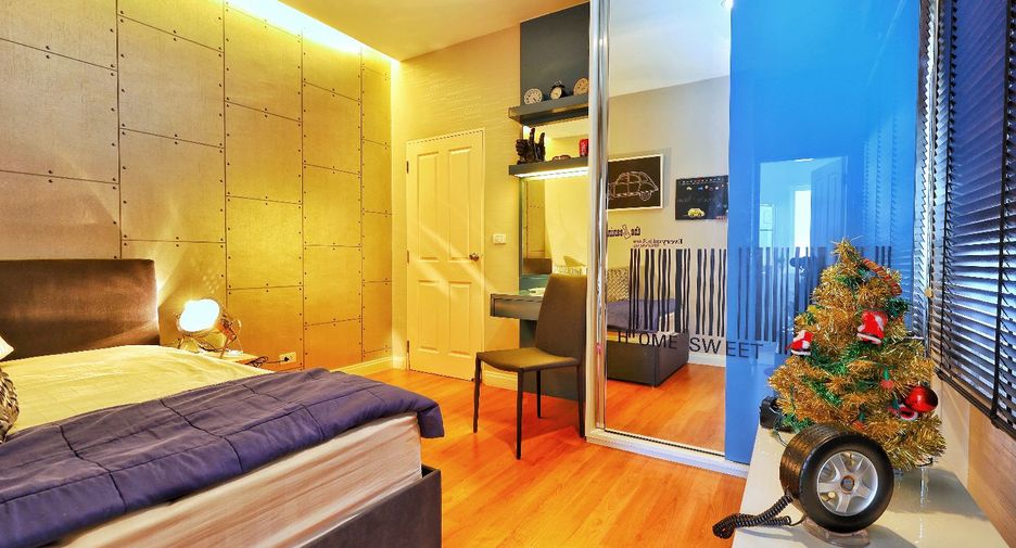 For sale 3 bedrooms house in Phasi Charoen, Bangkok
