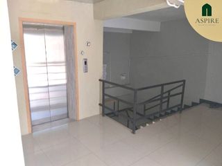 For sale 21 bed apartment in Chatuchak, Bangkok