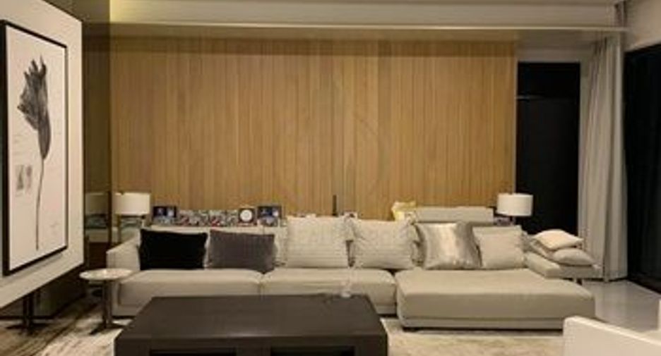 出售 5 卧室 独立屋 在 Mueang Nonthaburi, Nonthaburi