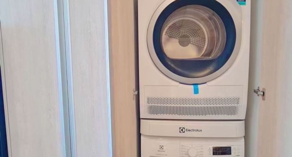 For rent 2 bedrooms condo in Si Racha, Chonburi