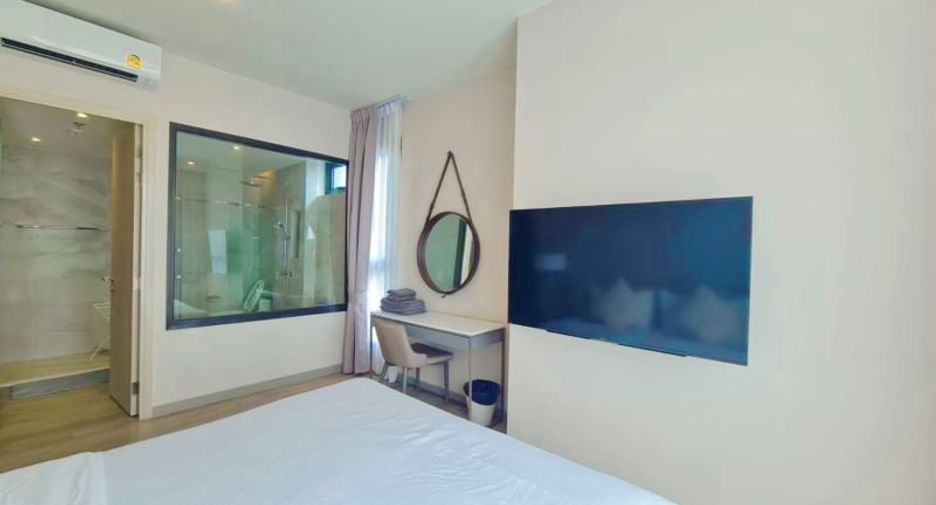 For rent 2 bedrooms condo in Si Racha, Chonburi