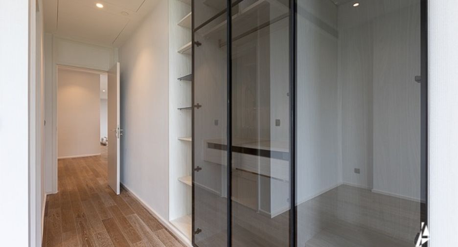 Condo en venta de 2 habitaciones en Pathum Wan, Bangkok