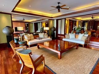 For sale 4 bed condo in Kathu, Phuket