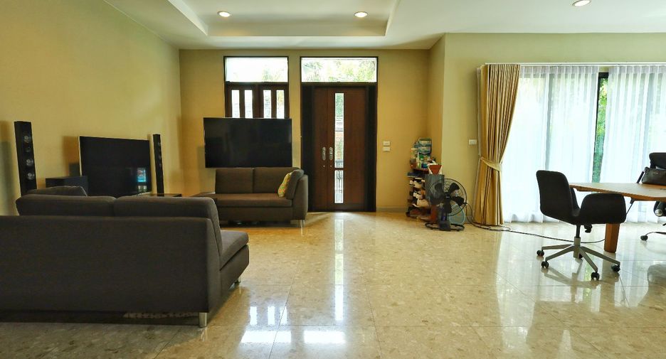 Casa en venta de 4 habitaciones en Bang Bon, Bangkok